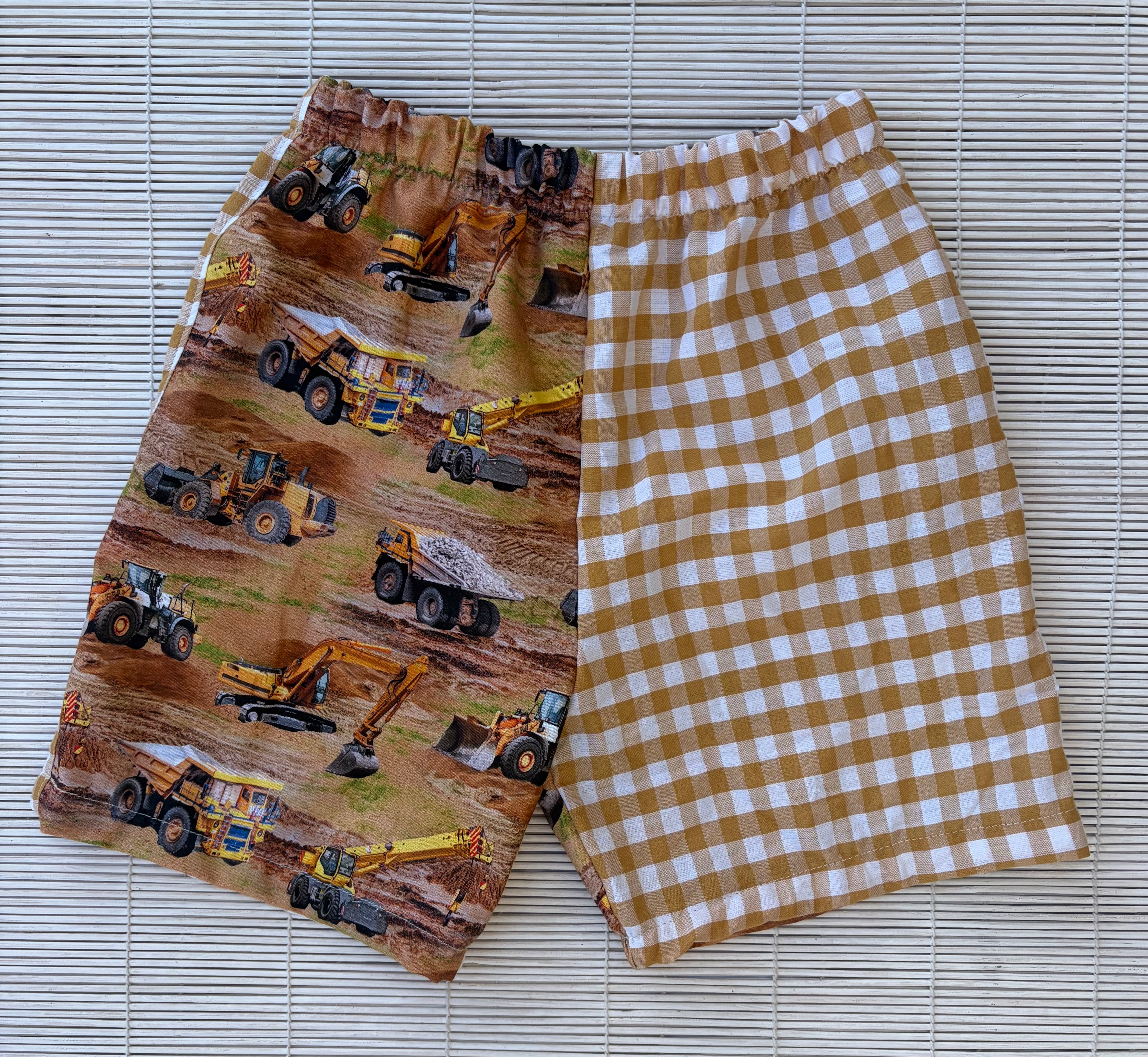 Dozer Shorts Size 3