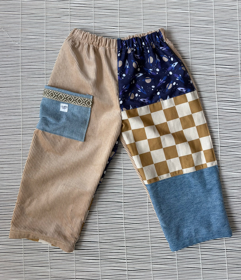 Pants Space Size 4