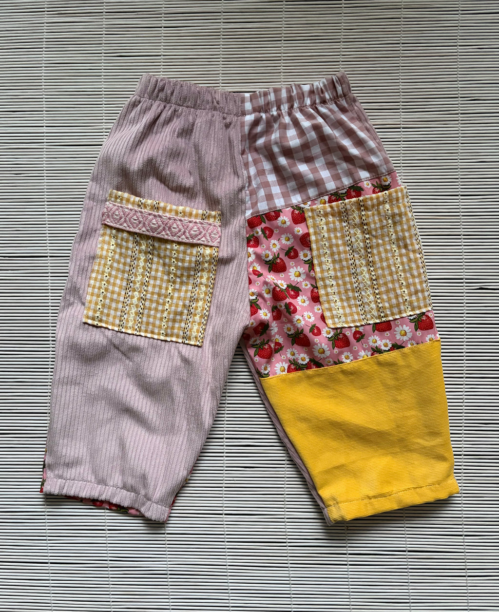 Pants Strawberry Size 2