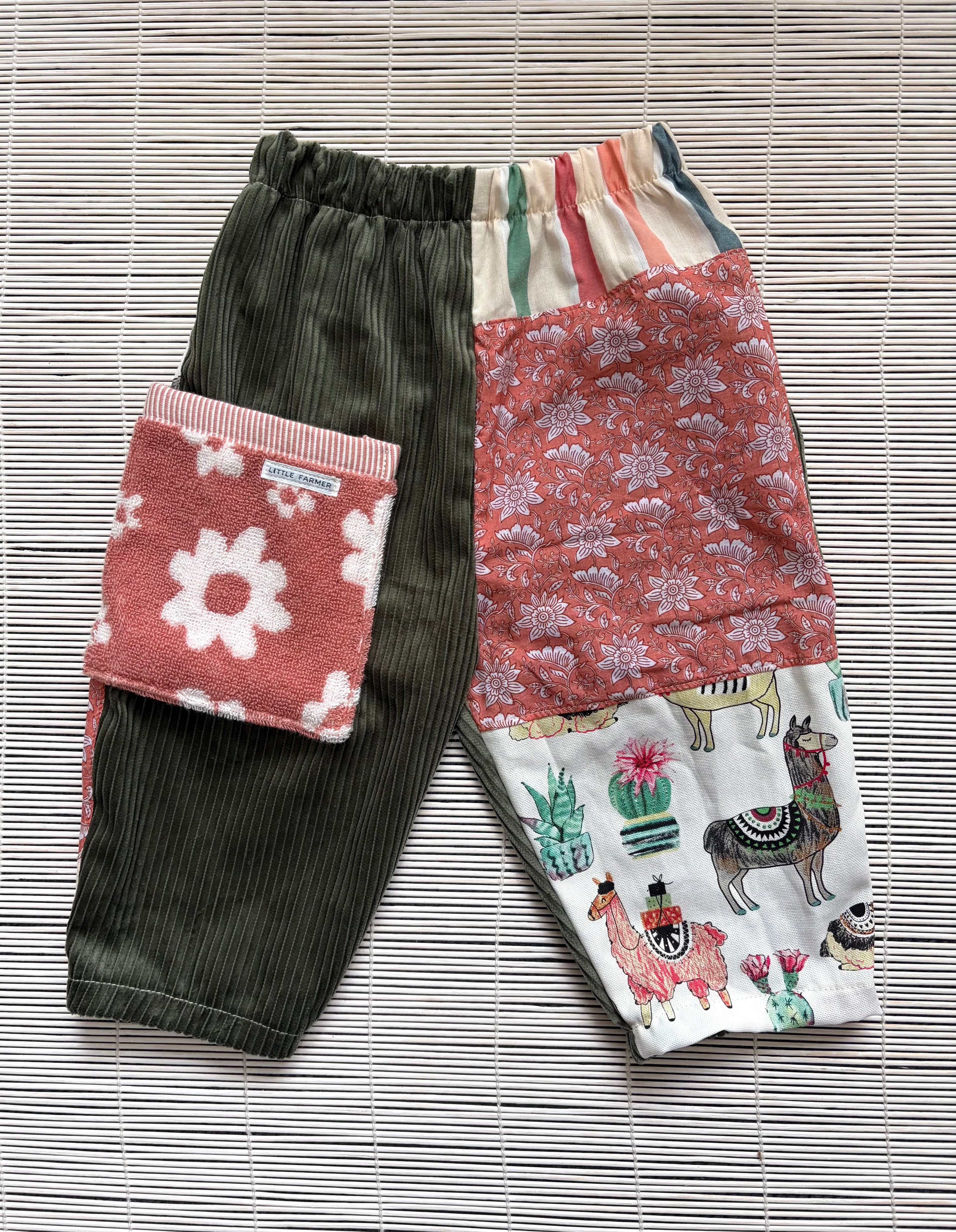 Pants Llama Size 1