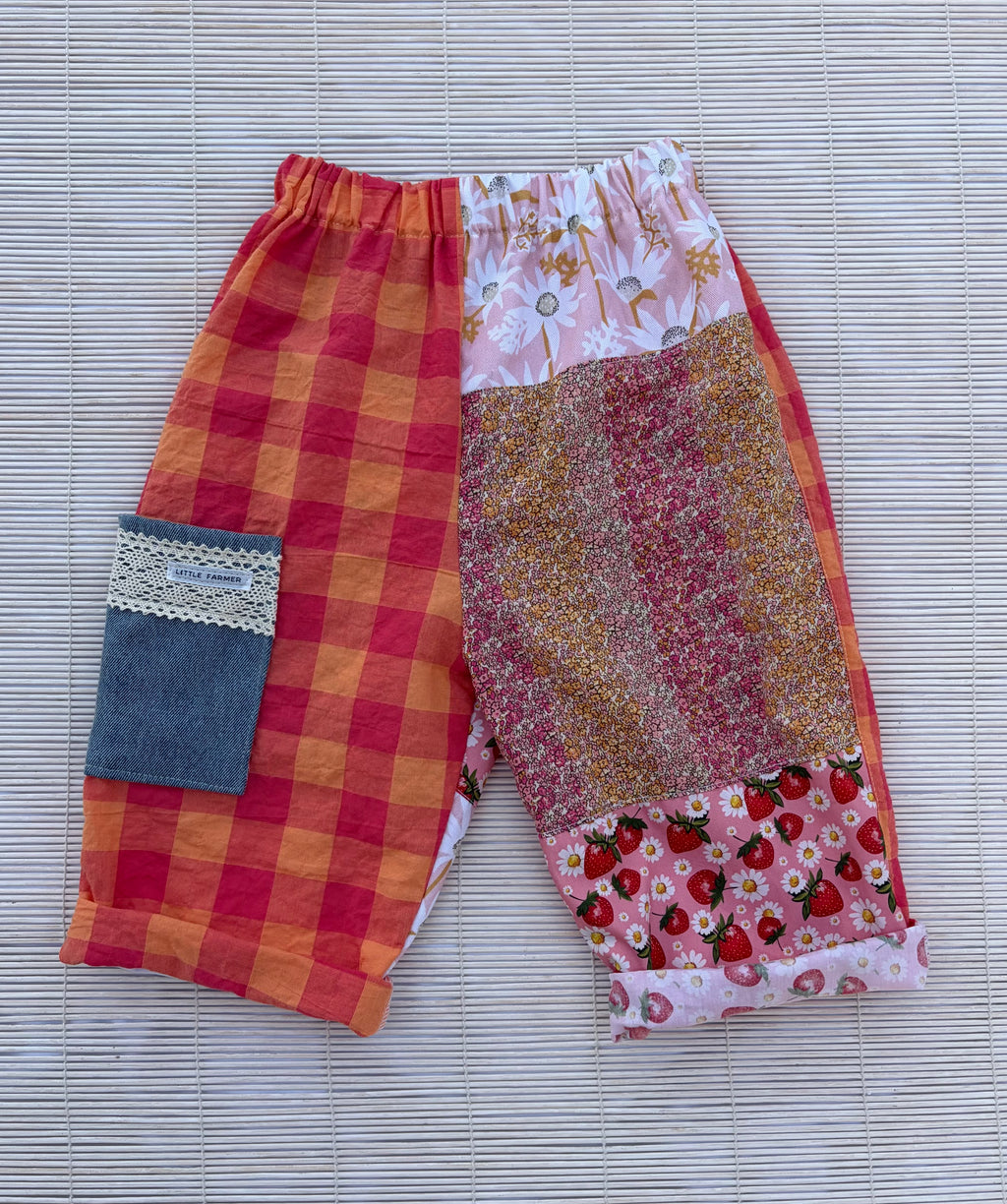 Pants Strawberry Size 2